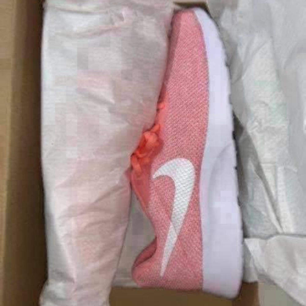 Woman’s Nike shoes